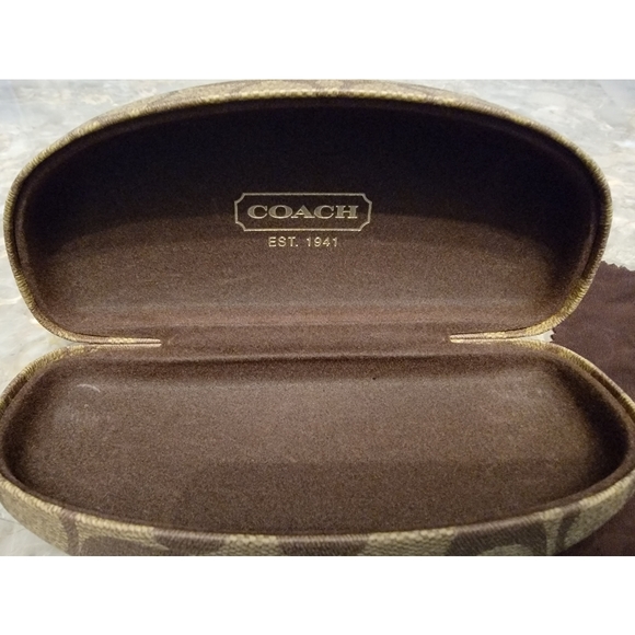 Authentic Coach Hard Eye Glasses Case With Matching Cleaning Cloth - Picture 4 of 5